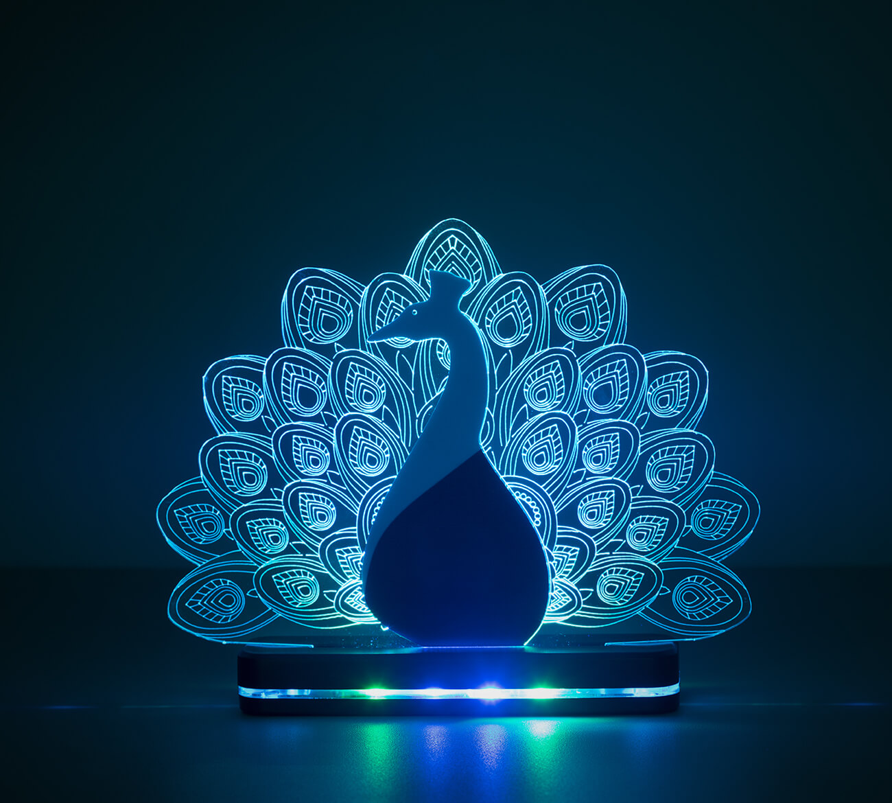 Peacock Modern Home Decor Aesthetic Table LIT 3D Illusion Lamp - LIT Lamps - Squirrel 3D LED Lamp-3d Lamps